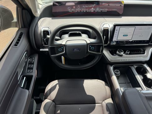 New 2026 Ford Expedition Max Platinum w/ Platinum Ultimate Package image 14