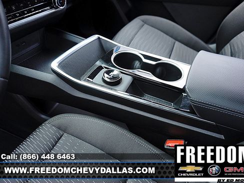 Used 2026 Chevrolet Equinox LT FWD image 29