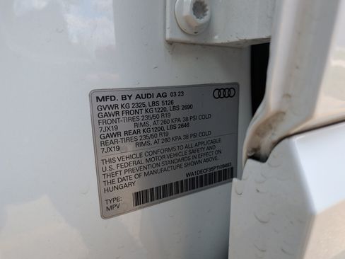 Certified 2023 Audi Q3 2.0T Premium w/ Convenience Package AWD/4WD image 35