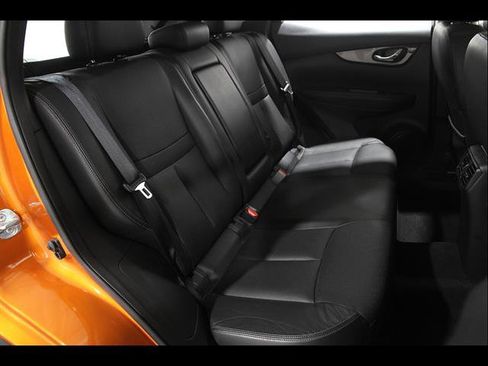 Used 2017 Nissan Rogue Sport SL w/ SL Premium Package AWD/4WD image 19