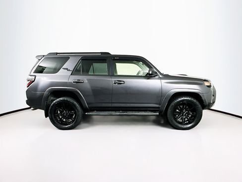Used 2021 Toyota 4Runner TRD Off-Road image 10