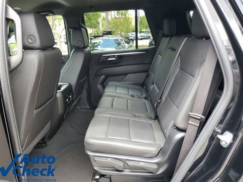 Used 2025 Chevrolet Tahoe Z71 AWD/4WD image 13