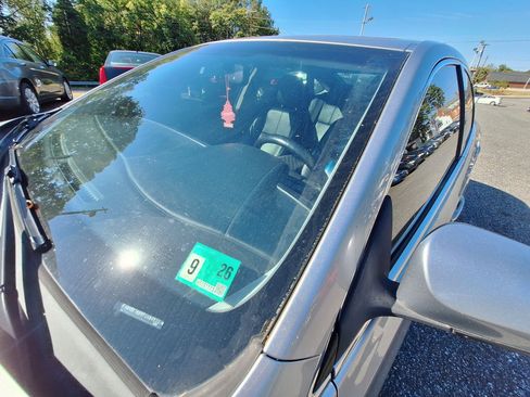 Used 2015 Toyota Avalon XLE Touring image 11