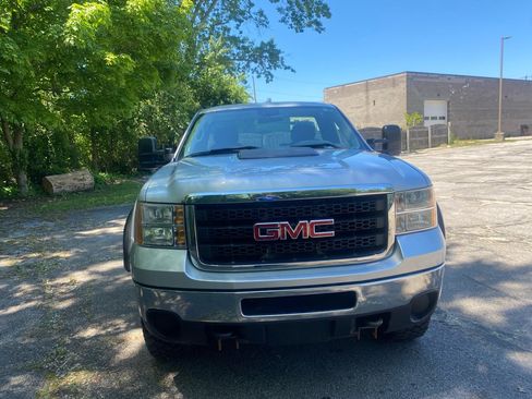 Used 2013 GMC Sierra 2500 W/T w/ Snow Plow Prep Package AWD/4WD image 8