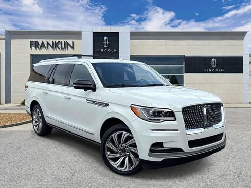 Certified 2022 Lincoln Navigator L Reserve AWD/4WD image 1