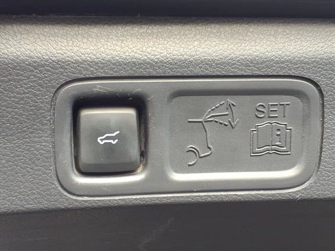 Used 2024 Ford Expedition Max Limited image 33