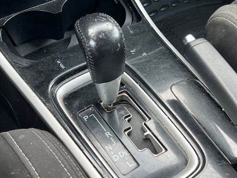 Used 2017 Mitsubishi Outlander ES image 24