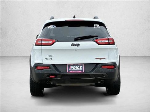 Used 2017 Jeep Cherokee Trailhawk w/ Cold Weather Group image 6