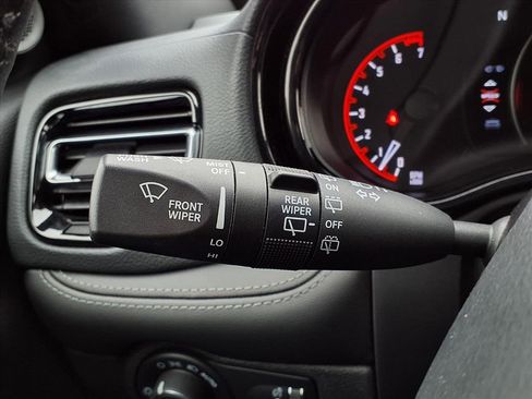 Used 2024 Dodge Durango SXT image 13