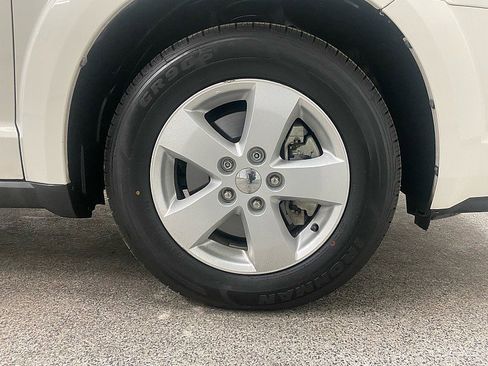 Used 2013 Dodge Journey SE image 21