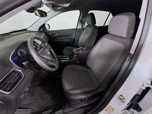 Used 2023 Chevrolet Equinox LT w/ LPO, Floor Liner Package AWD/4WD image 11