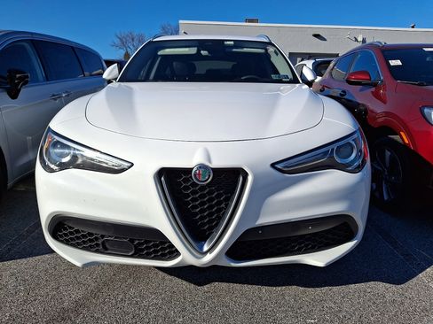 Used 2020 Alfa Romeo Stelvio AWD w/ Cold Weather Package image 3