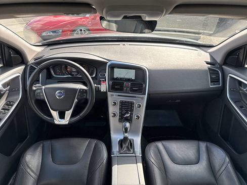 Used 2017 Volvo XC60 T5 Dynamic w/ Preferred Option Package image 24