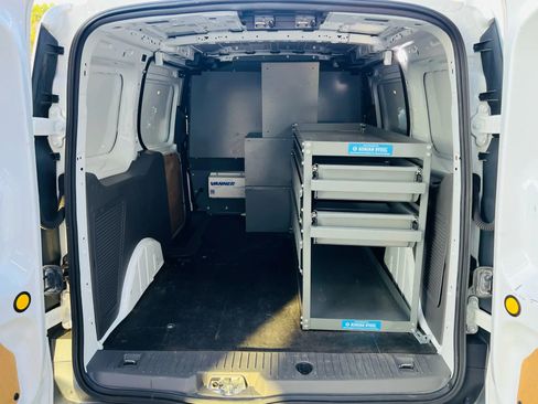 Used 2020 Ford Transit Connect XL image 11