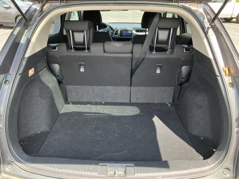 Used 2018 Honda HR-V EX image 9