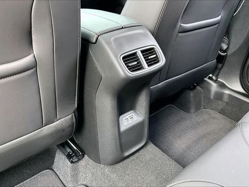 Used 2023 Buick Envision Preferred AWD/4WD image 32