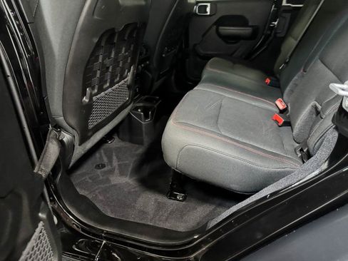 Used 2019 Jeep Wrangler Unlimited Rubicon image 47