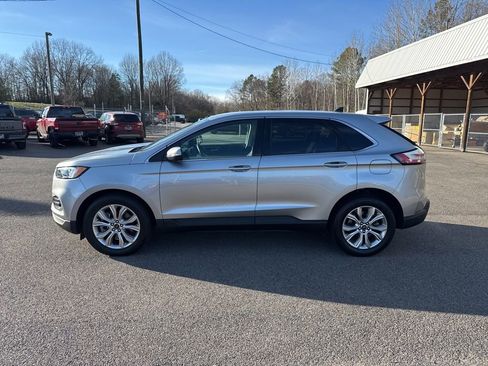 Used 2024 Ford Edge Titanium image 6