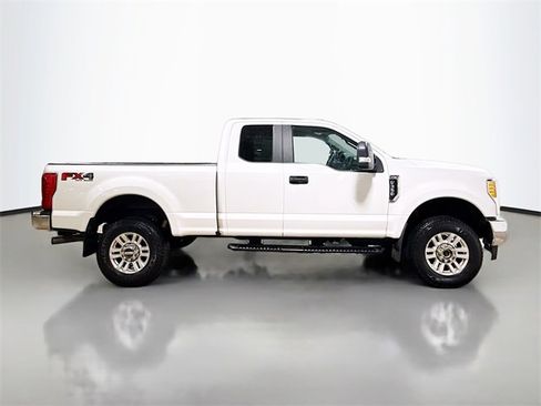 Used 2017 Ford F350 XL image 6