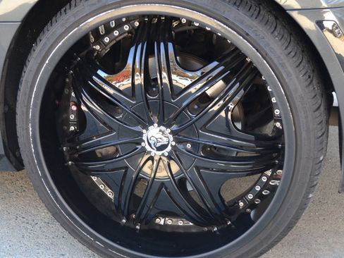 Used 2018 Chevrolet Camaro SS image 19