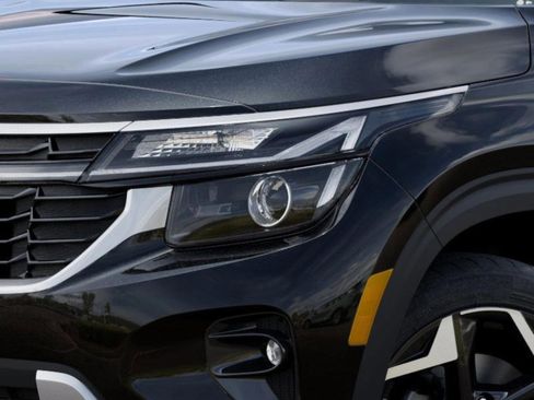 New 2026 Kia Seltos S image 11