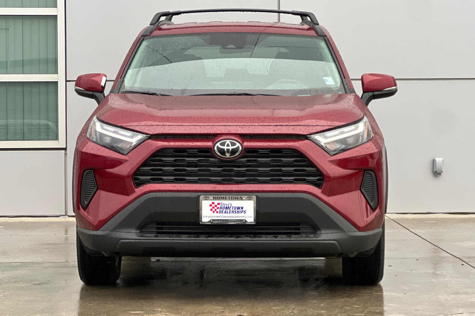 Used 2025 Toyota RAV4 XLE w/ Weather Package AWD/4WD image 6