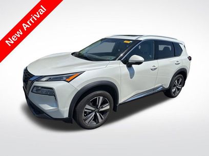Used 2023 Nissan Rogue SL