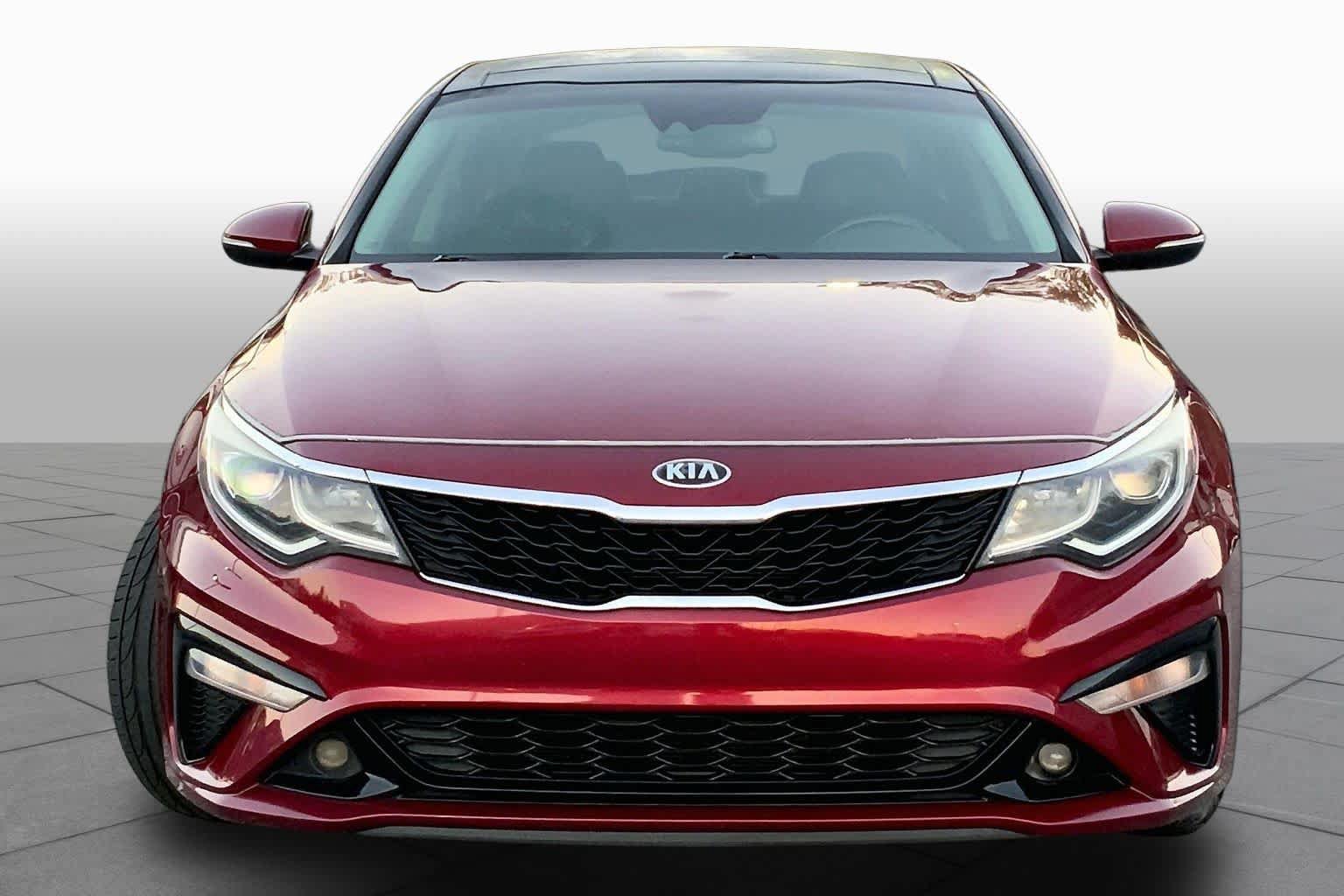 Used 2019 Kia Optima S w/ S Panoramic Sunroof Package FWD image 4