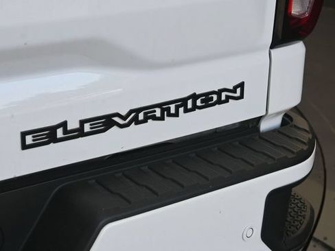 Used 2023 GMC Sierra 1500 Elevation w/ Preferred Package AWD/4WD image 12