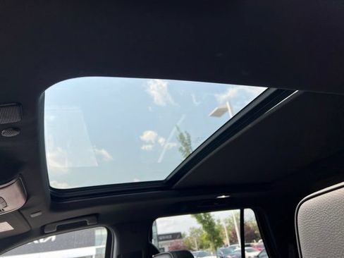 Used 2024 GMC Yukon Denali w/ LPO, Floor Liner Package AWD/4WD image 25
