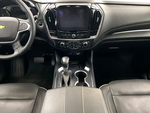 Used 2023 Chevrolet Traverse Premier AWD/4WD image 13