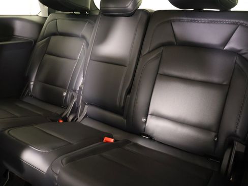 New 2026 Lincoln Navigator Premiere AWD/4WD image 13