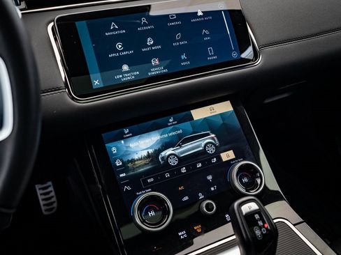 Used 2023 Land Rover Range Rover Evoque R-Dynamic SE image 26