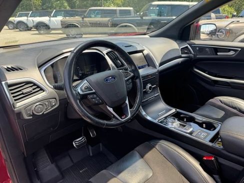 Used 2019 Ford Edge ST w/ Equipment Group 401A AWD/4WD image 27
