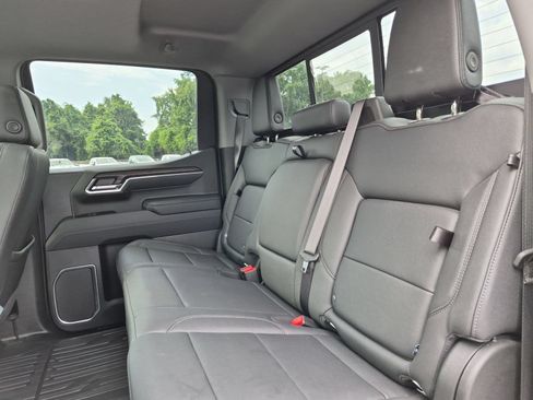 Certified 2025 GMC Sierra 1500 SLT w/ SLT Premium Plus Package AWD/4WD image 26