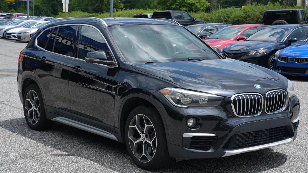 Used 2019 BMW X1 xDrive28i w/ Convenience Package AWD/4WD image 3