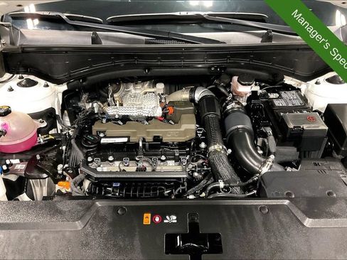 Used 2024 Hyundai Santa Fe Calligraphy FWD image 11