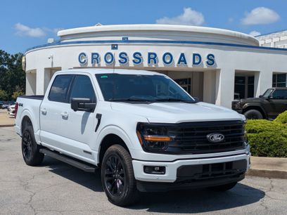 New 2025 Ford F150 XLT w/ Equipment Group 302A MID