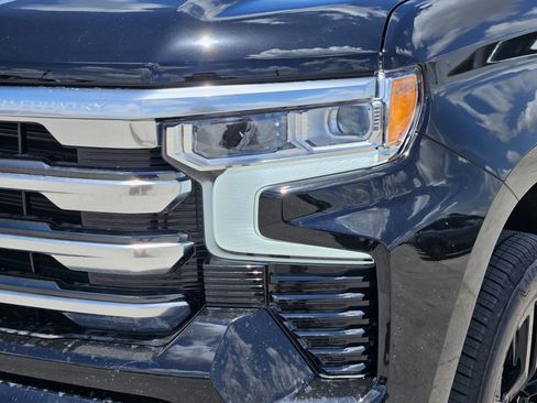New 2026 Chevrolet Silverado 1500 High Country AWD/4WD image 5