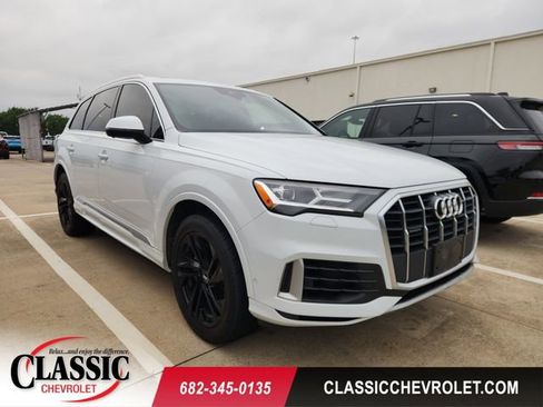 Used 2020 Audi Q7 3.0T Premium Plus w/ Premium Plus Package AWD/4WD image 1