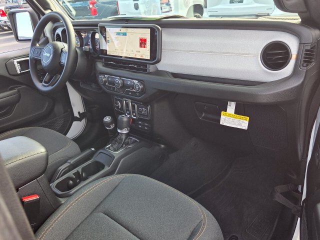 Certified 2026 Jeep Wrangler Sport AWD/4WD image 18