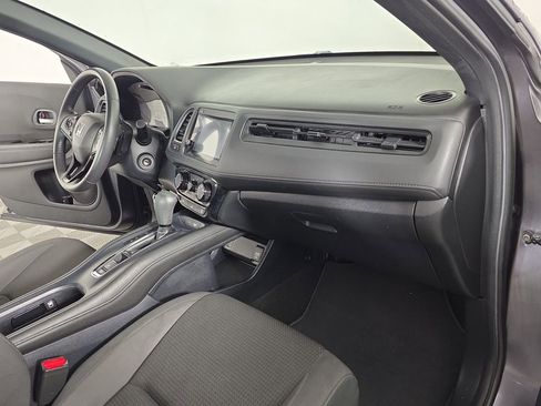 Used 2020 Honda HR-V Sport image 17