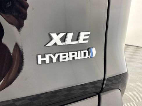 Used 2023 Toyota RAV4 XLE w/ XLE Grade Weather Package AWD/4WD image 12
