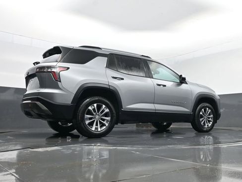 Used 2025 Chevrolet Equinox LT w/ Convenience Package II image 27