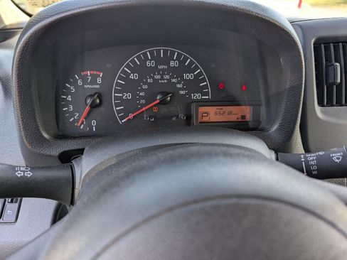 Used 2017 Nissan NV200 SV w/ Back Door Glass Package image 11