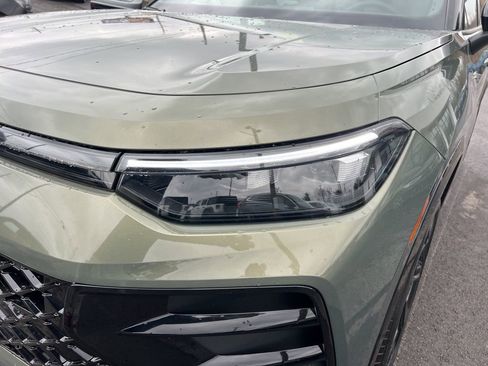 New 2026 Volkswagen Tiguan SE R-Line image 9