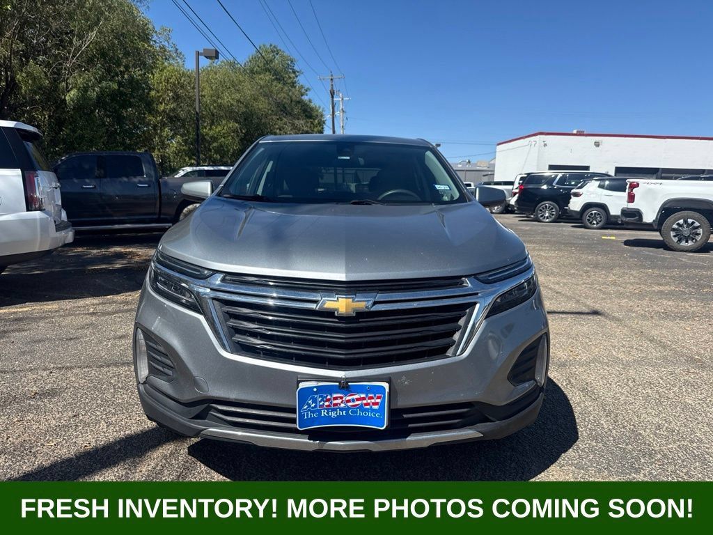Used 2023 Chevrolet Equinox LT AWD/4WD image 2