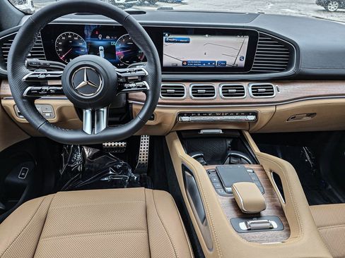 New 2026 Mercedes-Benz GLS 580 4MATIC image 30