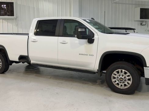 Used 2025 Chevrolet Silverado 2500 LT w/ Safety Package image 3