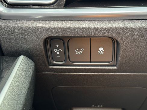 Used 2025 Kia Sorento SX AWD/4WD image 17